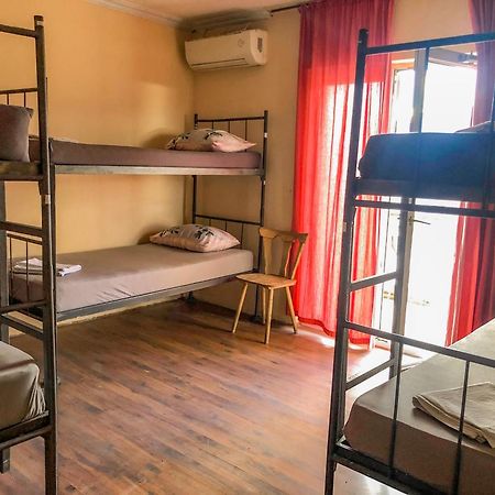 Hostel Anton Tivat Buitenkant foto