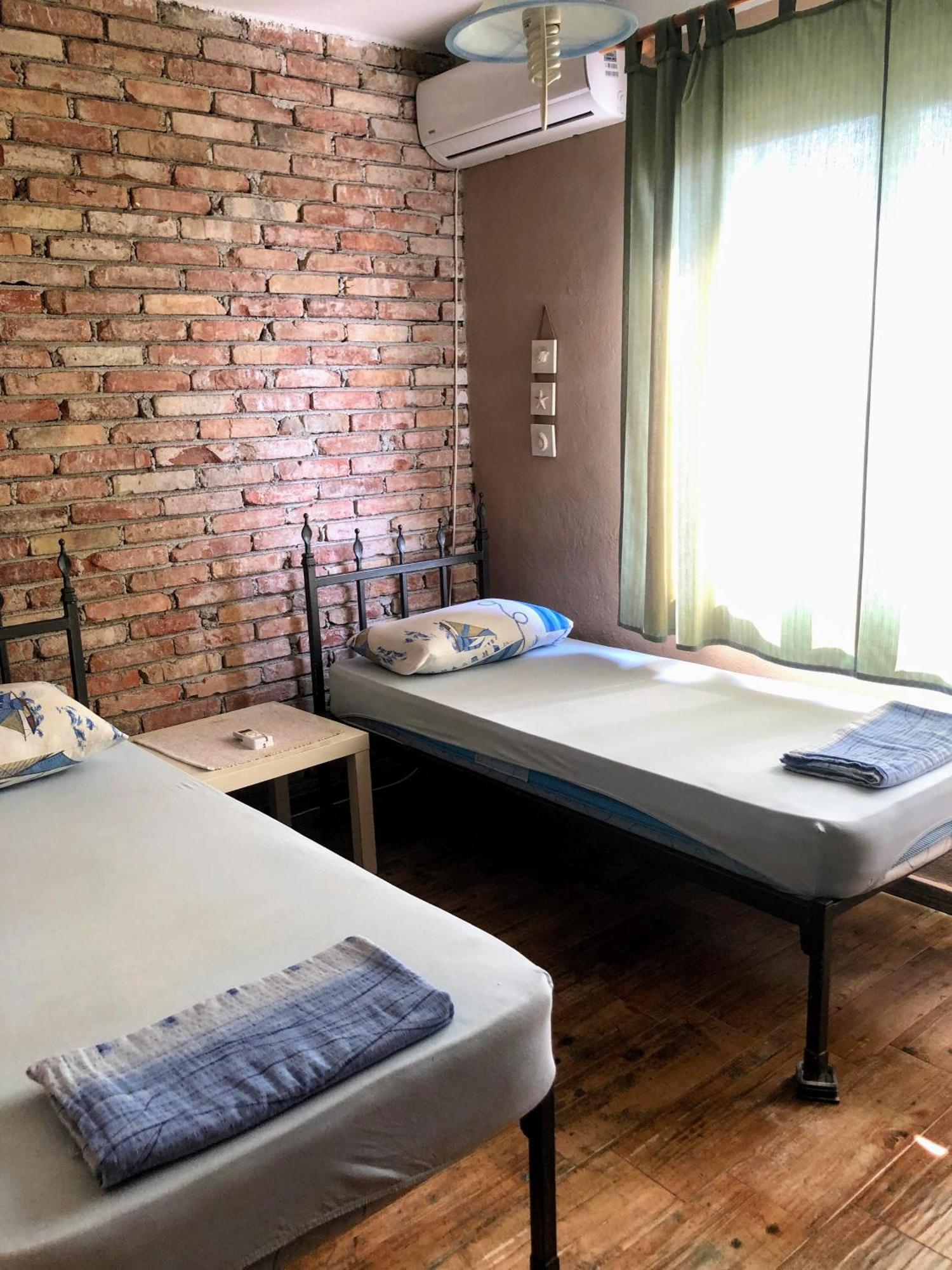 Hostel Anton Tivat Buitenkant foto