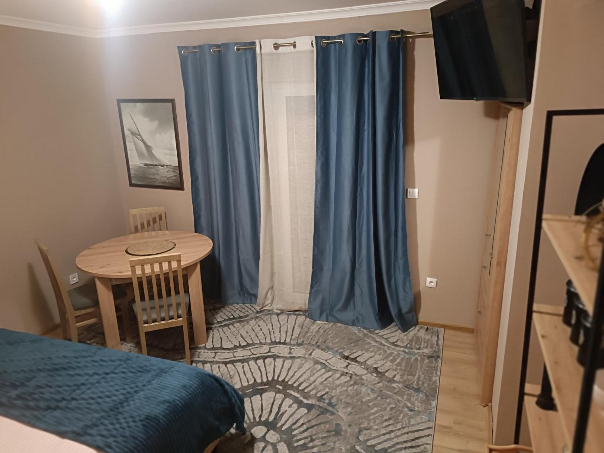 Hostel Anton Tivat Buitenkant foto