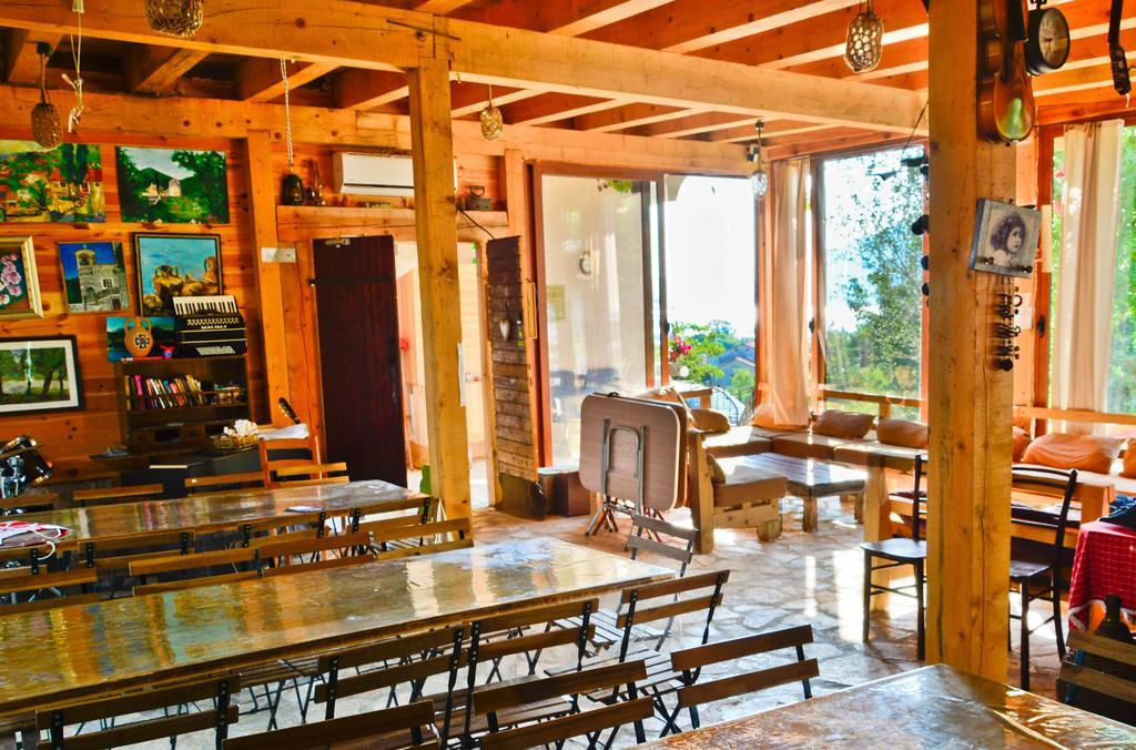 Hostel Anton Tivat Buitenkant foto